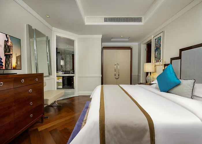 Jinjiang Metropolo Hotel Classiq,Shanghai Bund Circle